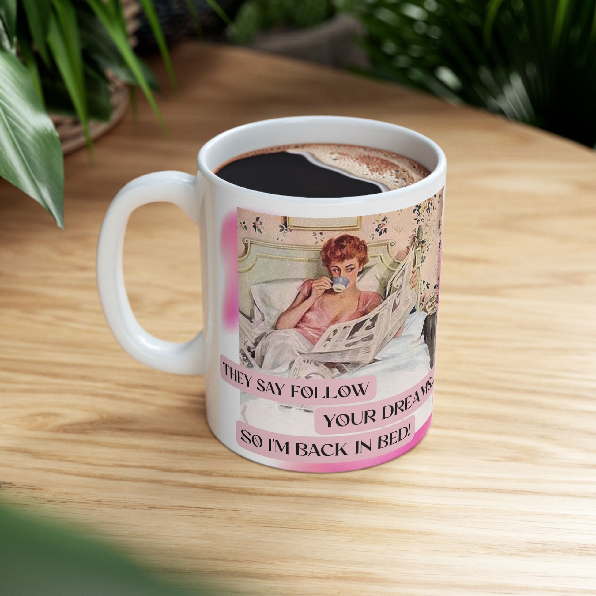 Cozy Dreamer Mug - Back In Bed Humor Retro Coffee Cup for Sweet Dreams