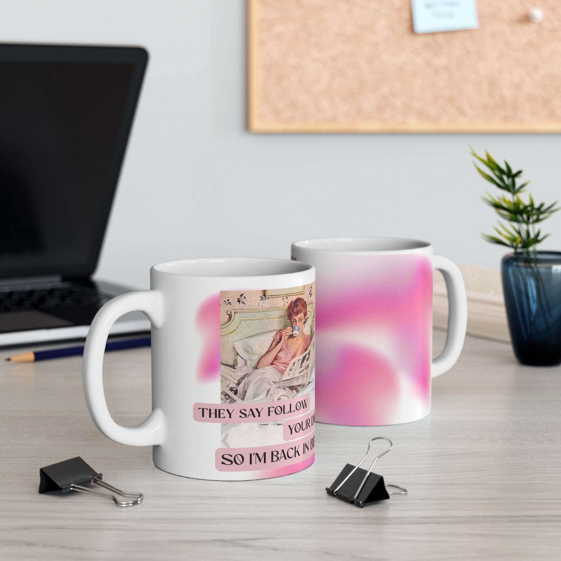 Cozy Dreamer Mug - Back In Bed Humor Retro Coffee Cup for Sweet Dreams